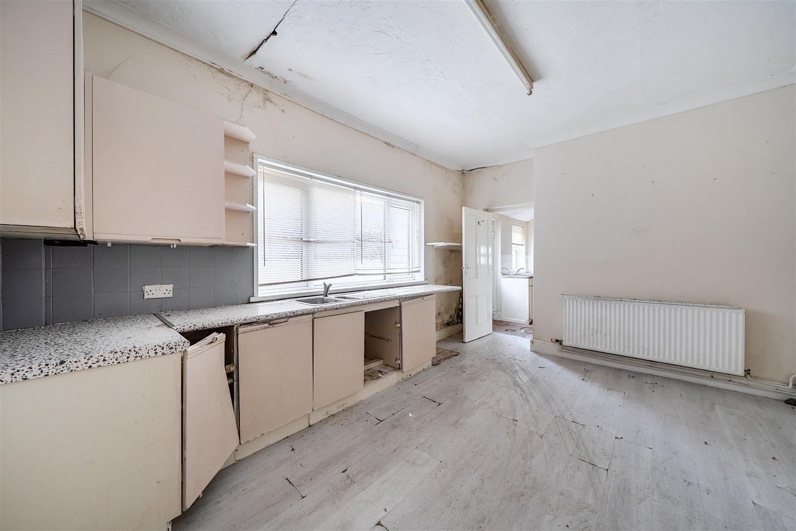 Montpelier Terrace, Mount Pleasant, Swansea, SA1 6JW